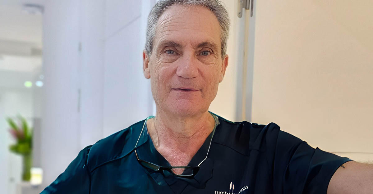 Dr José Vicente Campos es el mejor médico estético en Málaga y ahora pasa la consulta en nuestra clínica estética en El Limonar